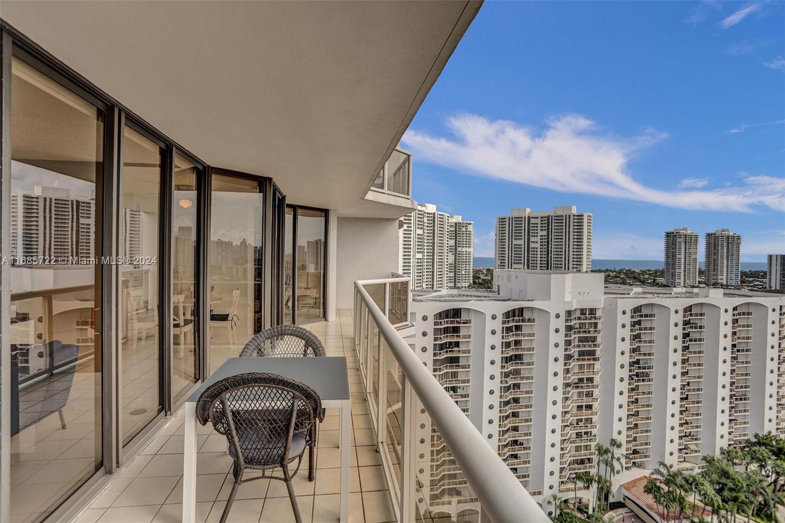 HARBOR TWS AT THE WATERWA - Residential Lease