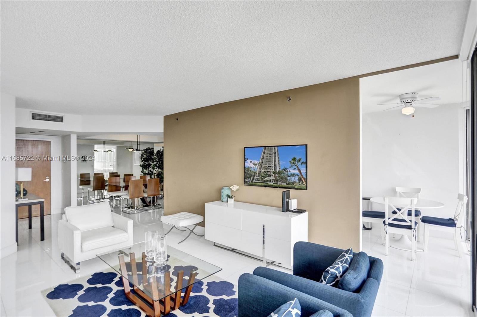 HARBOR TWS AT THE WATERWA - Residential Lease