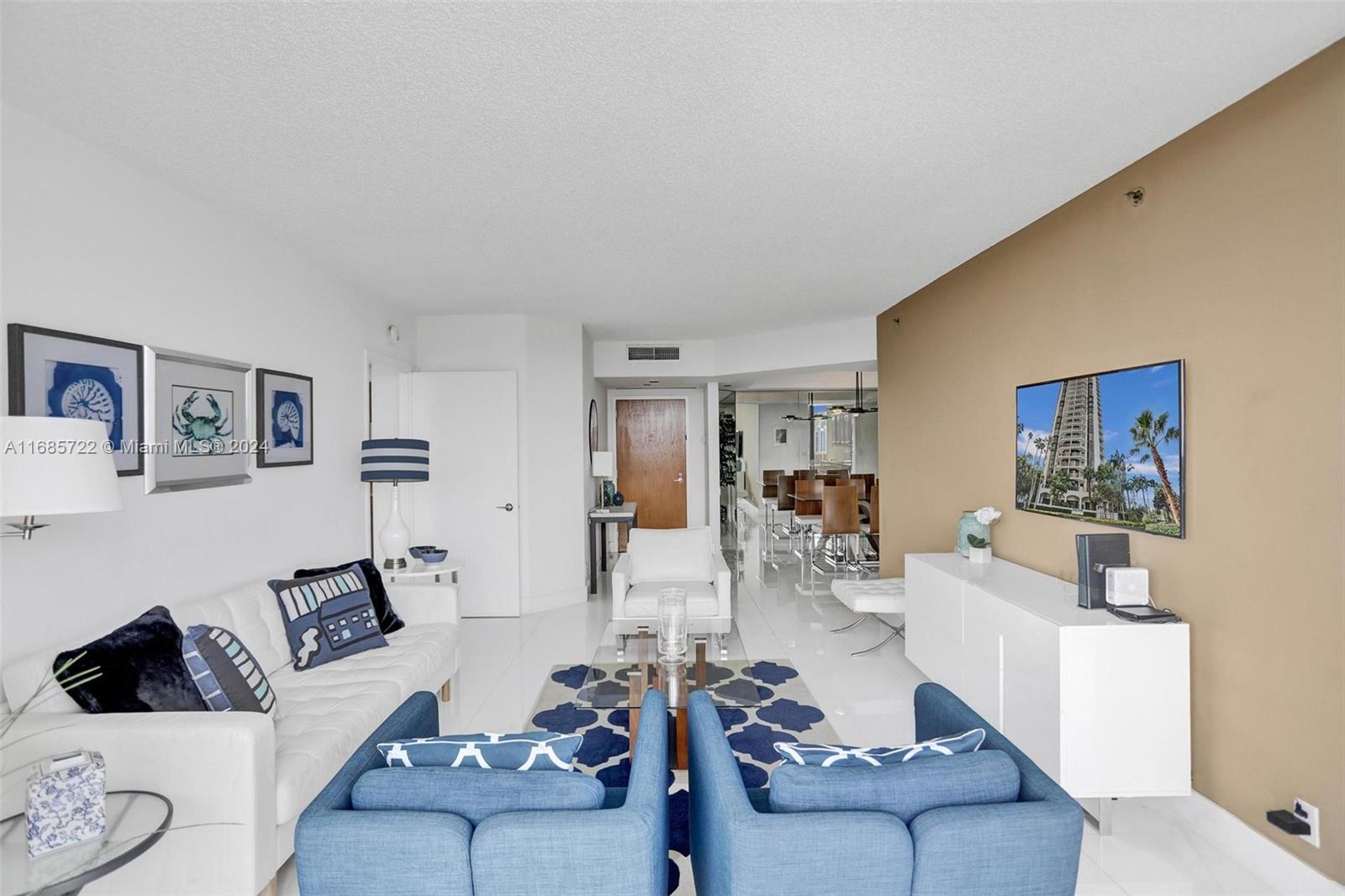 HARBOR TWS AT THE WATERWA - Residential Lease