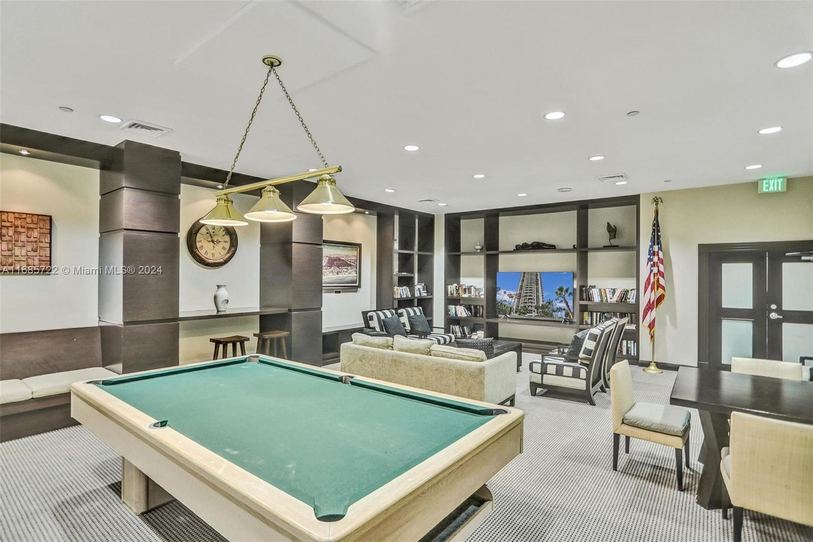 HARBOR TWS AT THE WATERWA - Residential Lease