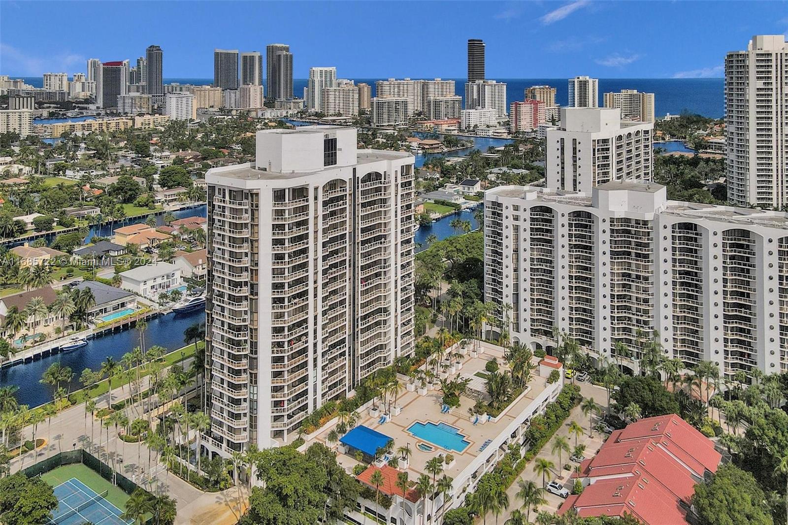 HARBOR TWS AT THE WATERWA - Residential Lease