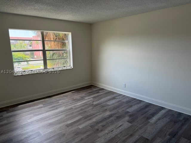 SUMMIT CHASE CONDO - Residential