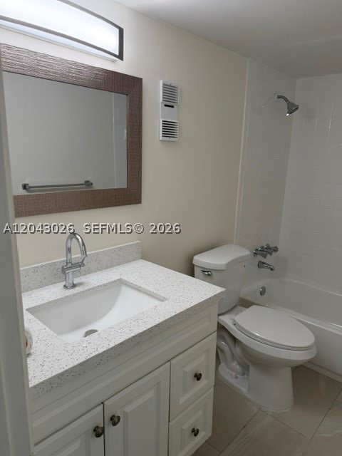 SUMMIT CHASE CONDO - Residential