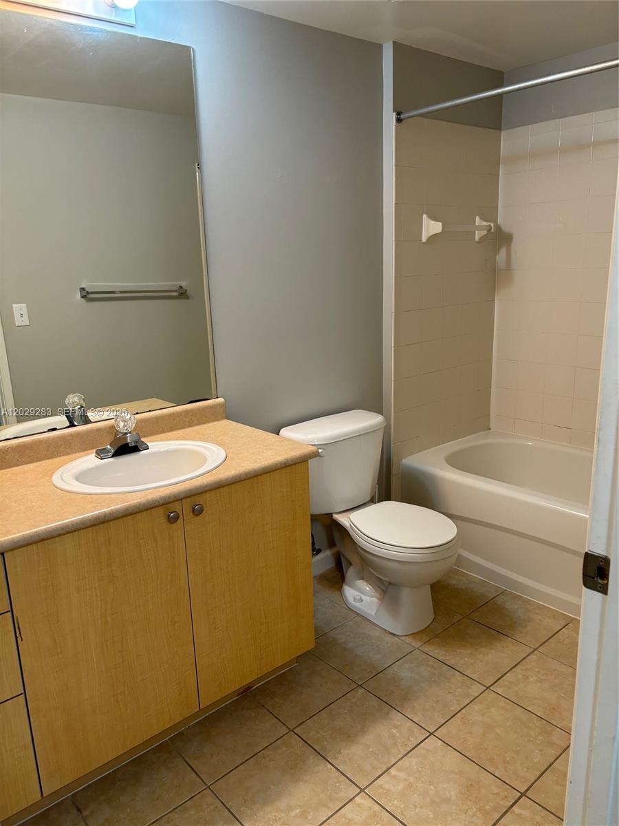REGENT PARK CONDO - Residential Lease