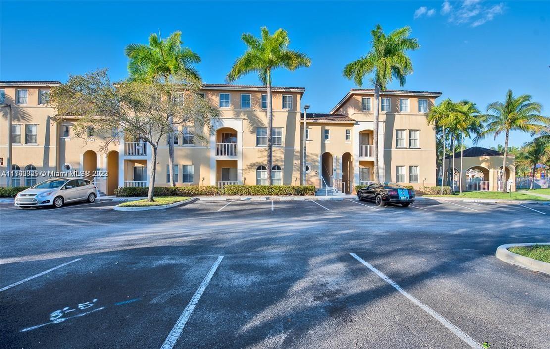 COURTYARDS ONE CONDO - Residential