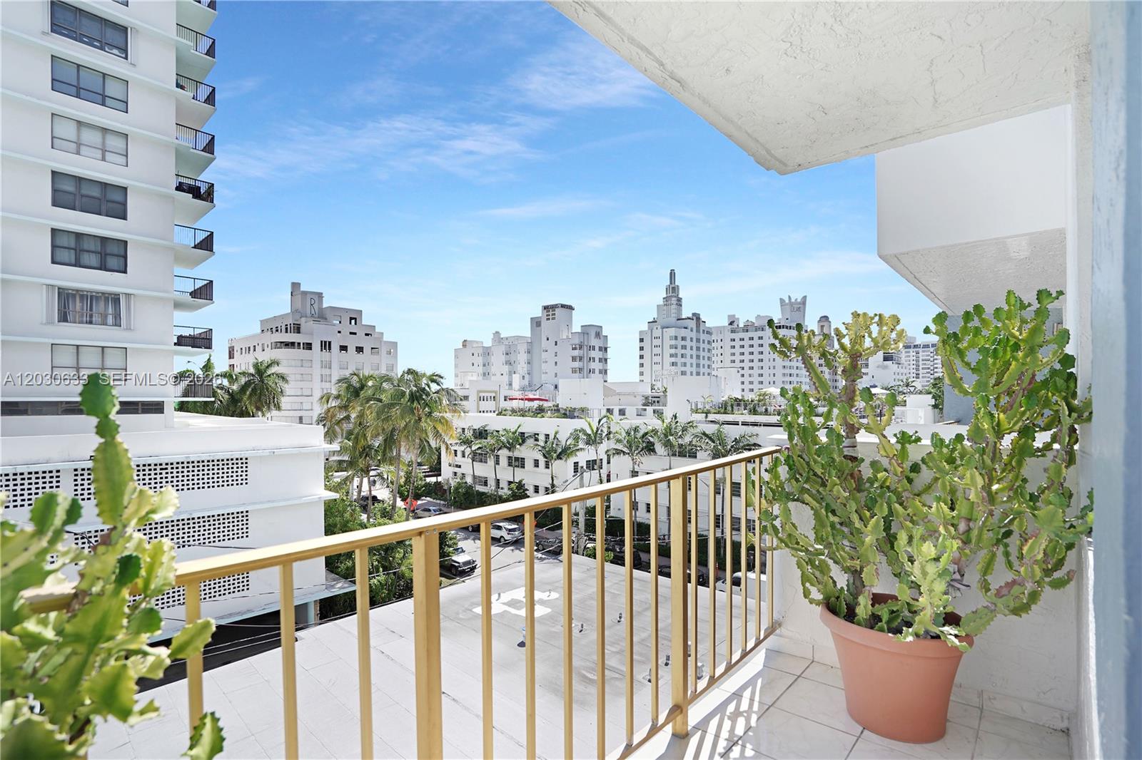 JAMES CENTRAL TOWERS COND - Residential Lease