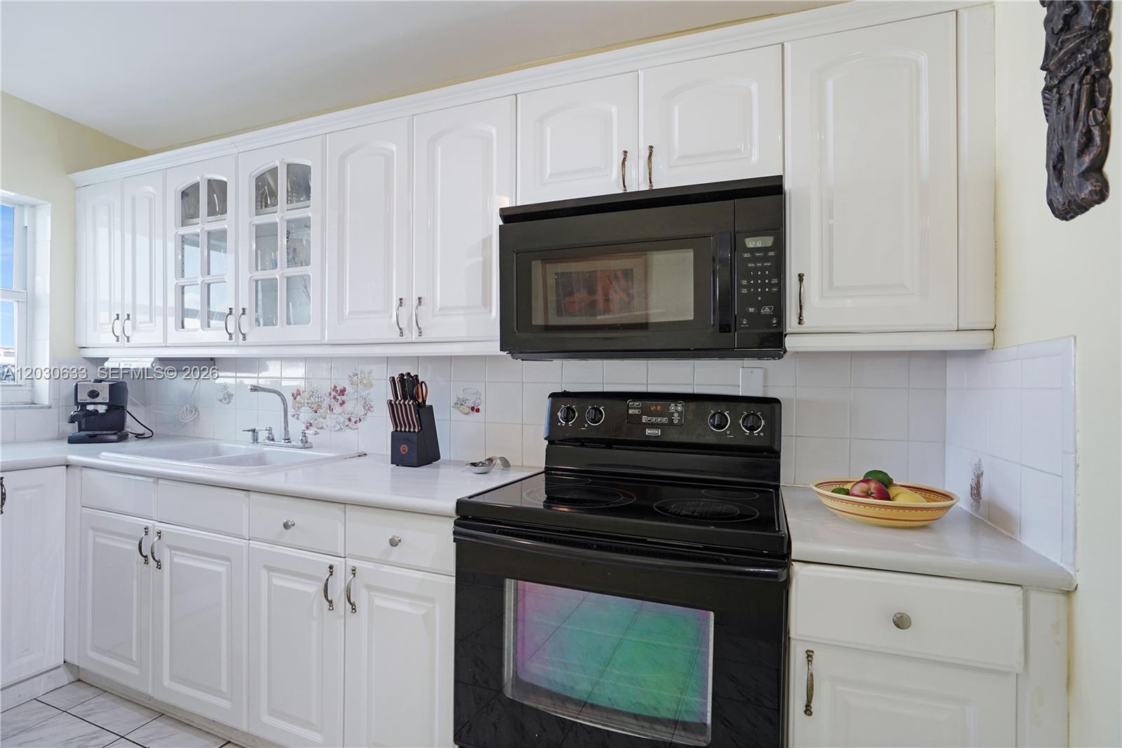JAMES CENTRAL TOWERS COND - Residential Lease