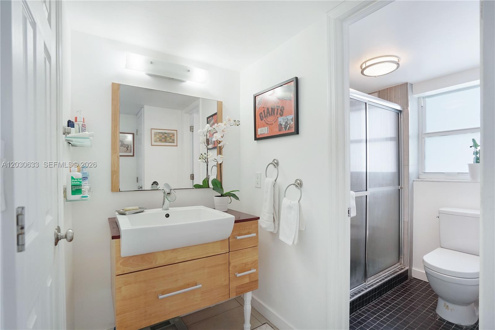 JAMES CENTRAL TOWERS COND - Residential Lease