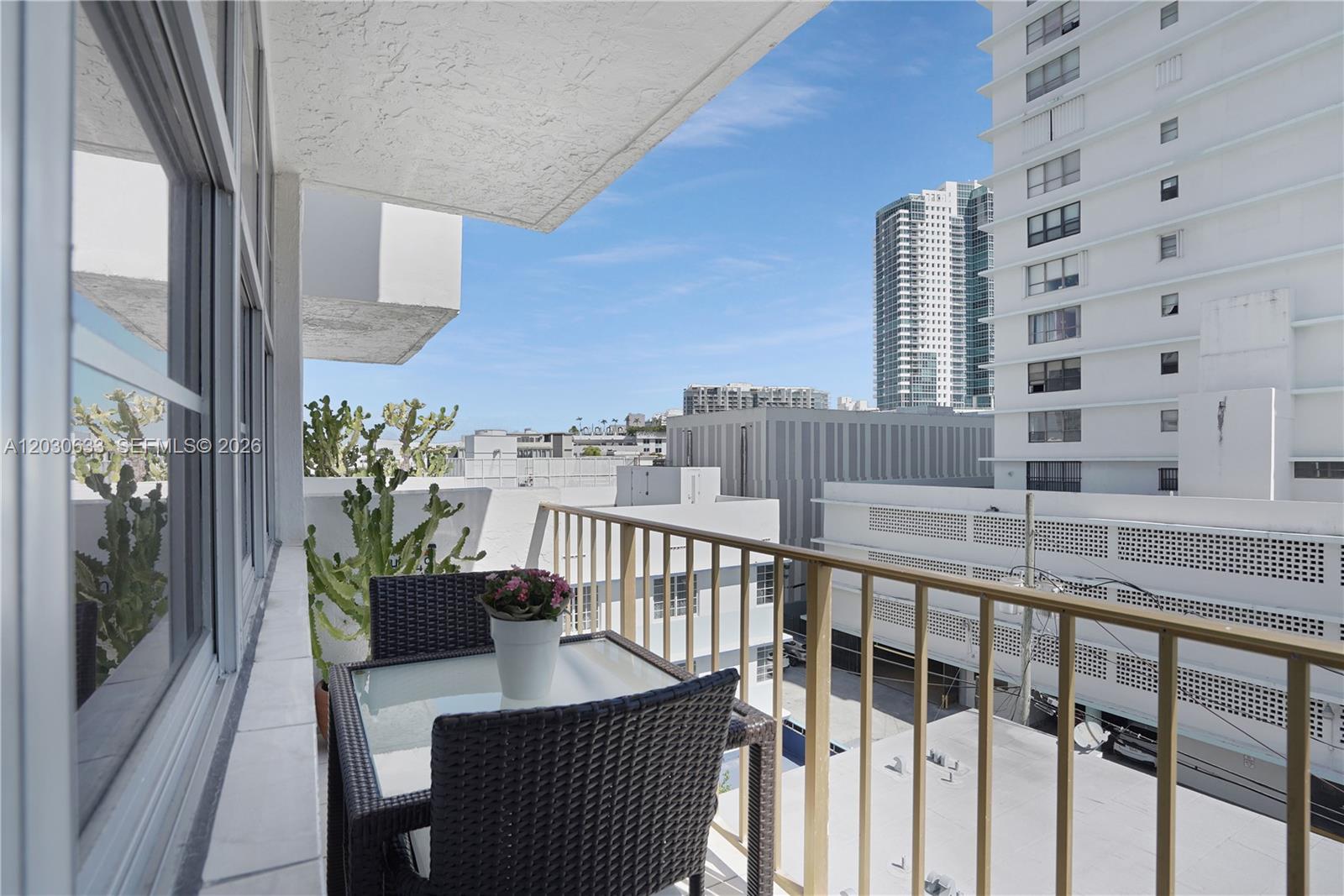JAMES CENTRAL TOWERS COND - Residential Lease