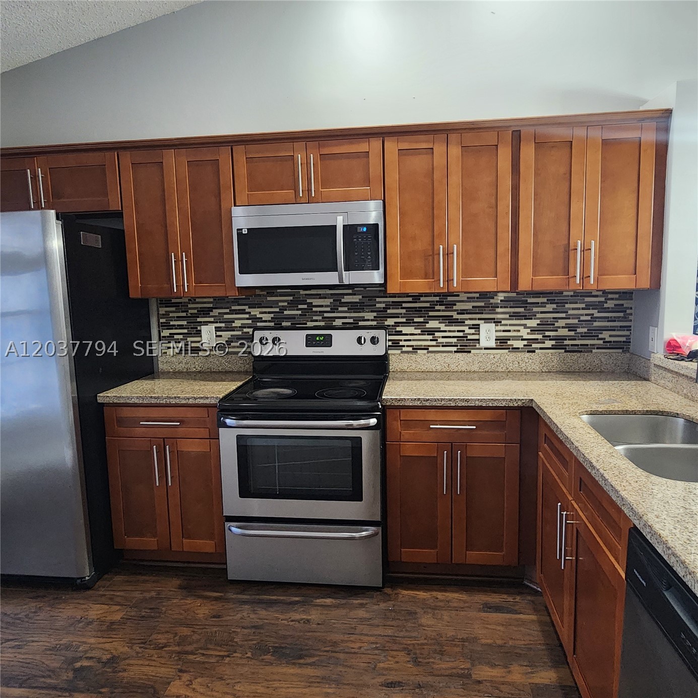 ALLEGRO - Residential Lease