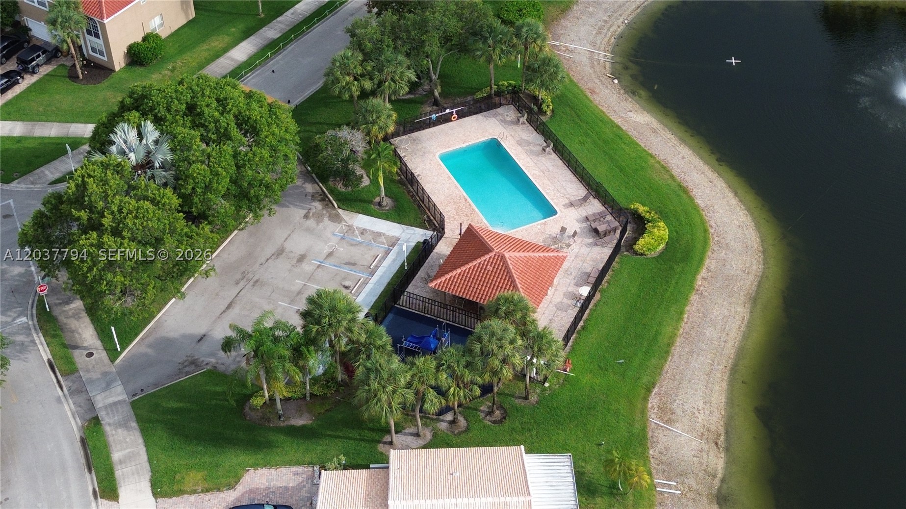 ALLEGRO - Residential Lease