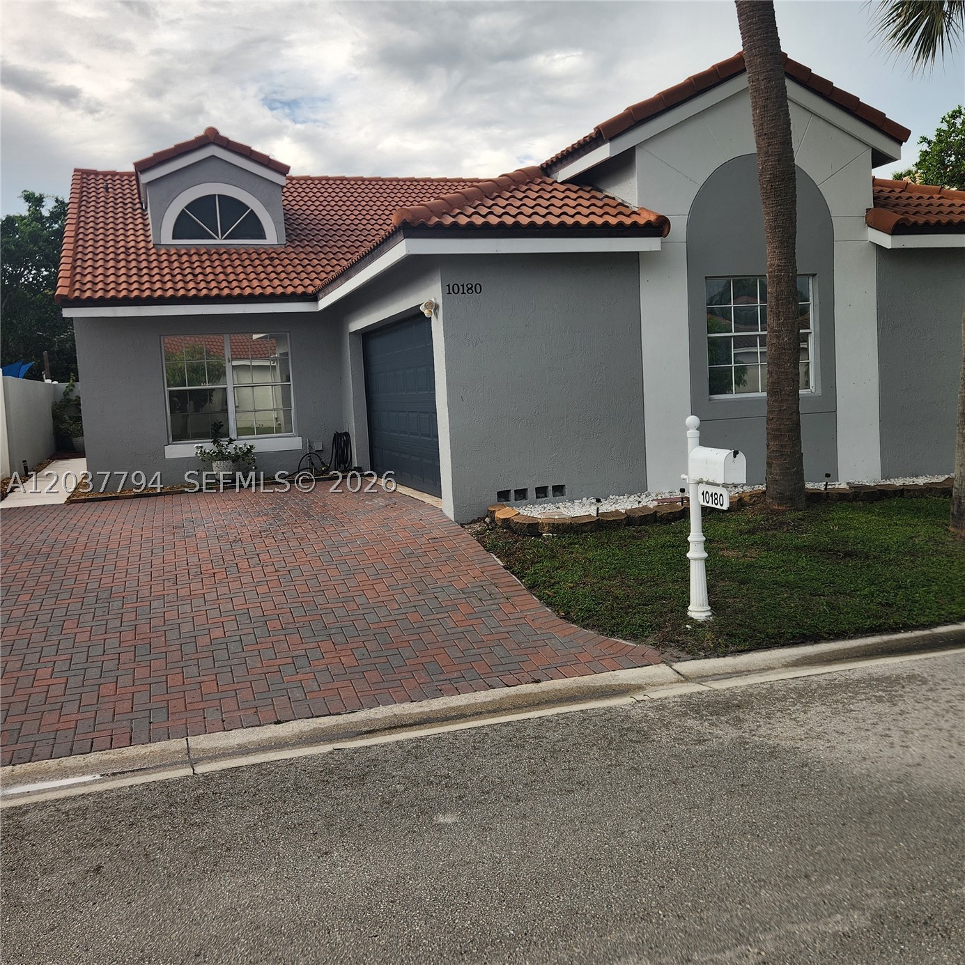ALLEGRO - Residential Lease