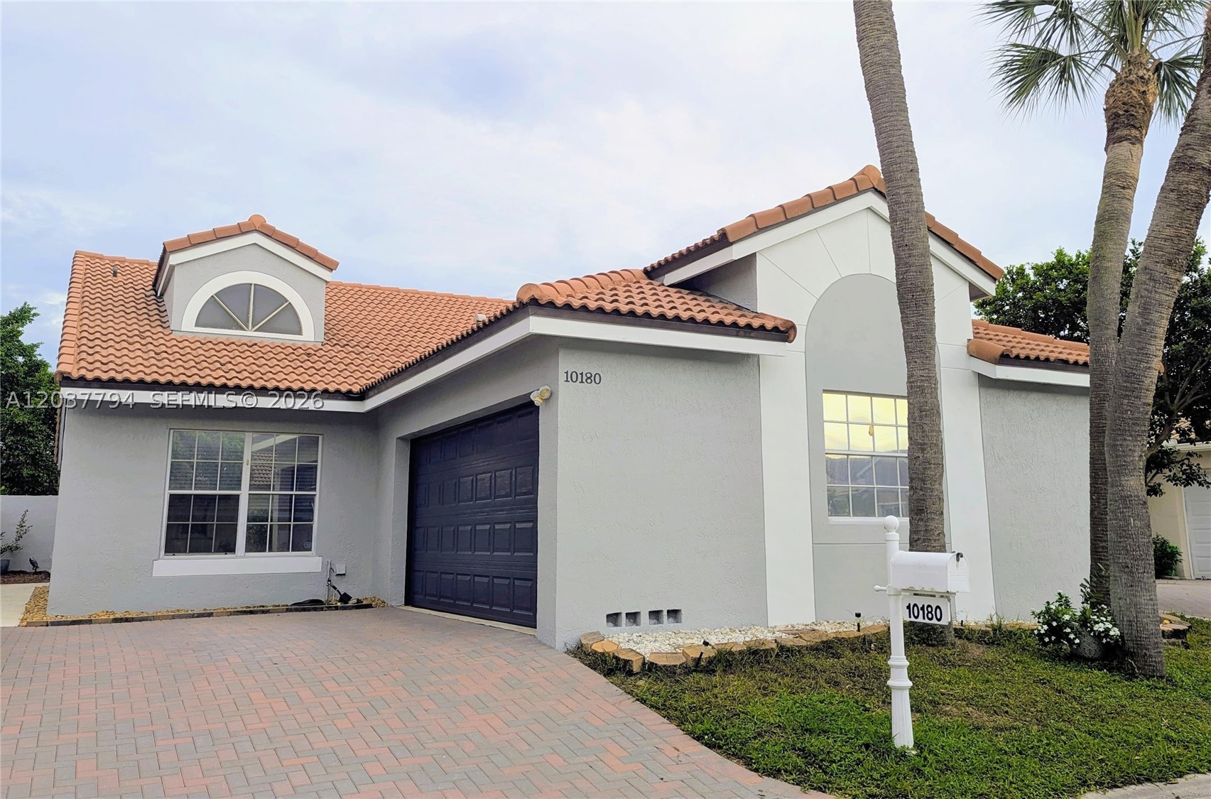 ALLEGRO - Residential Lease