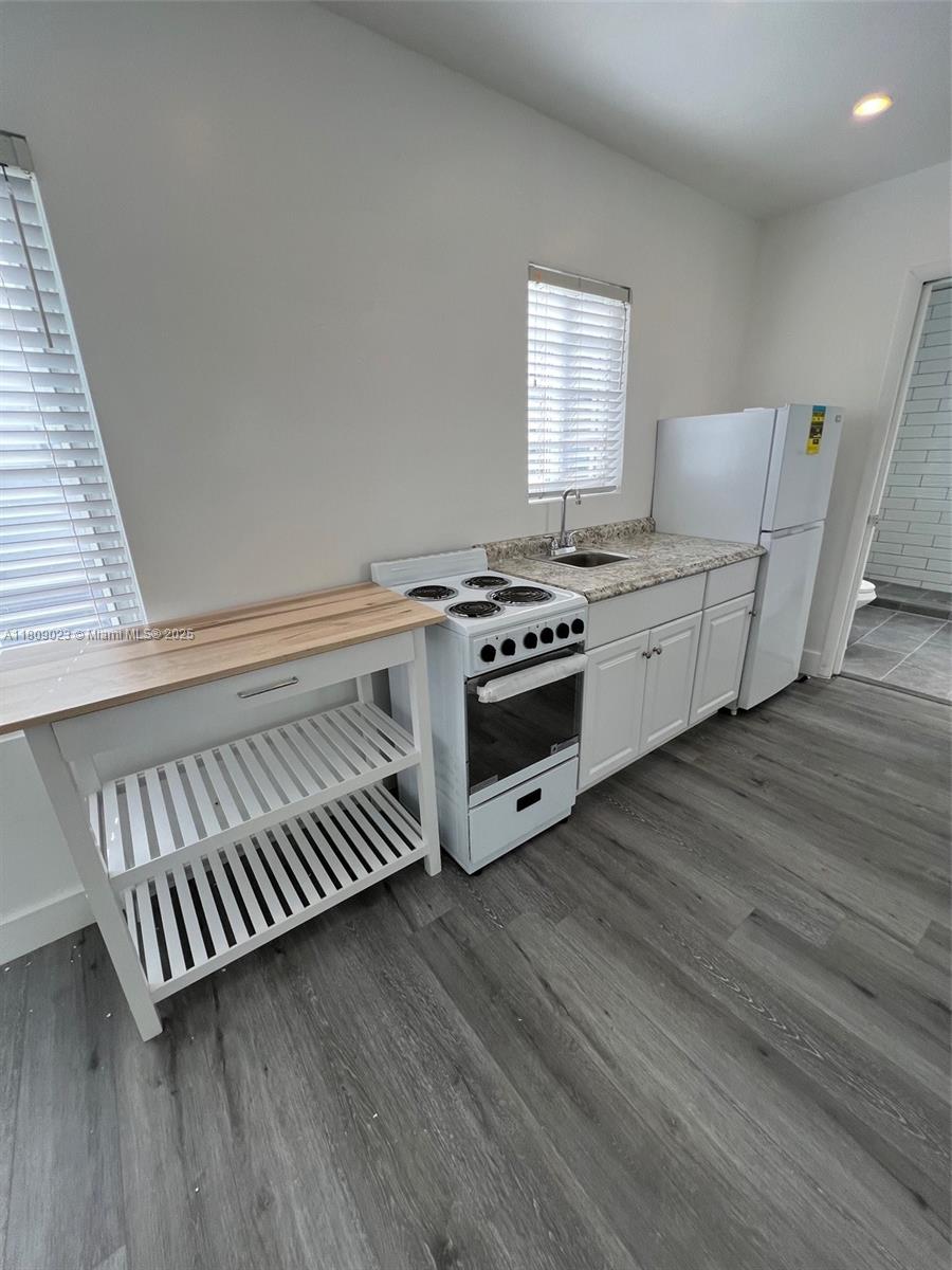 OCEAN BEACH ADDN NO 3 - Residential Lease