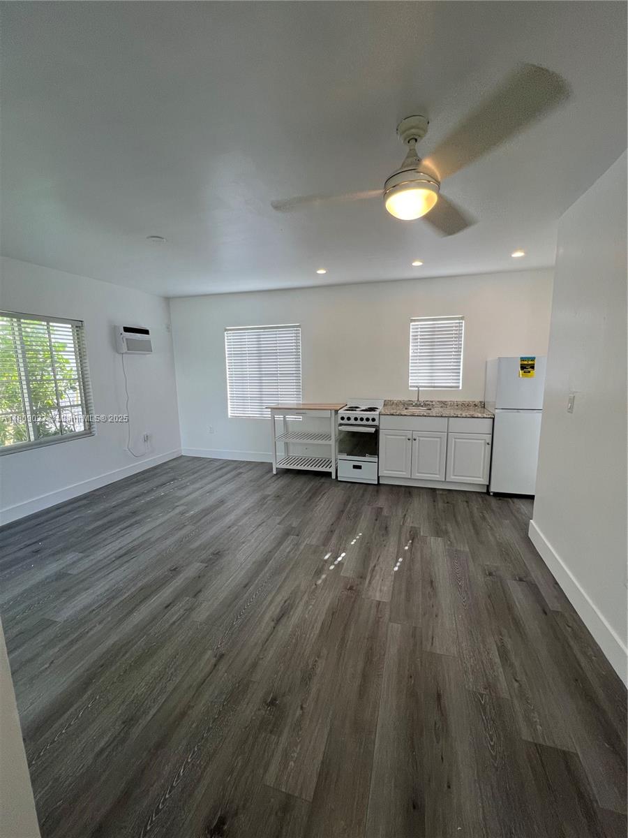 OCEAN BEACH ADDN NO 3 - Residential Lease