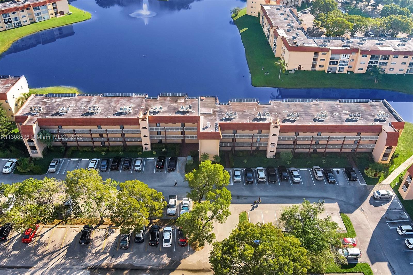 SUNRISE LAKES 80 CONDO - Residential