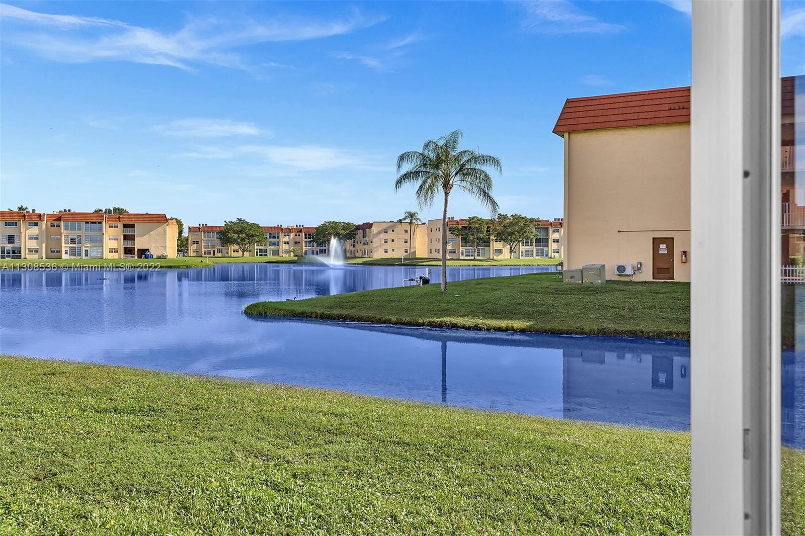 SUNRISE LAKES 80 CONDO - Residential