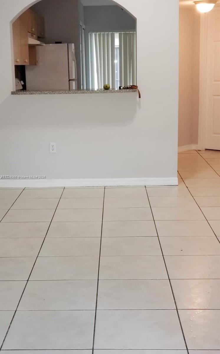 VENETIA GARDENS SOUTH CON - Residential