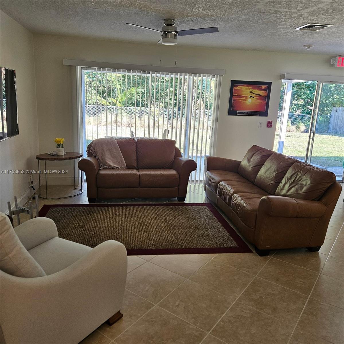 BOCA TRAILS 1 - Residential Lease