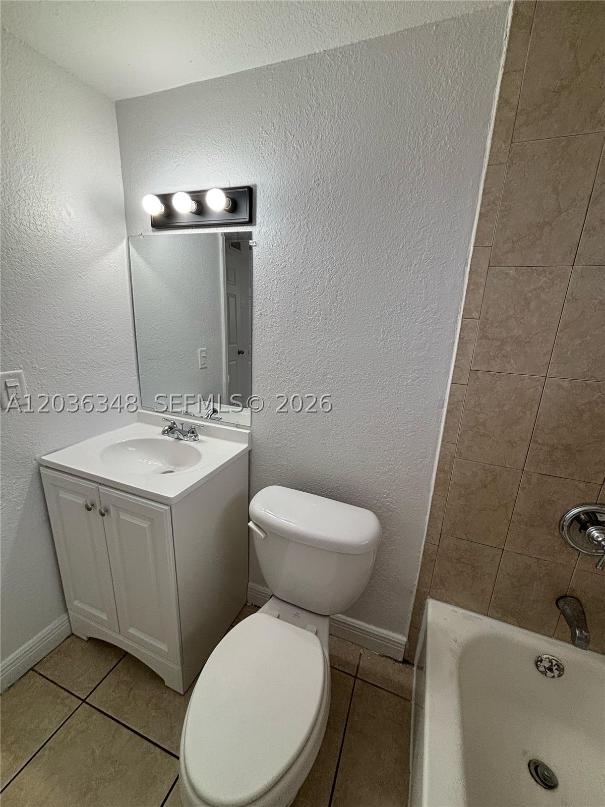 LITTLE RIVER GARDENS - Residential Lease