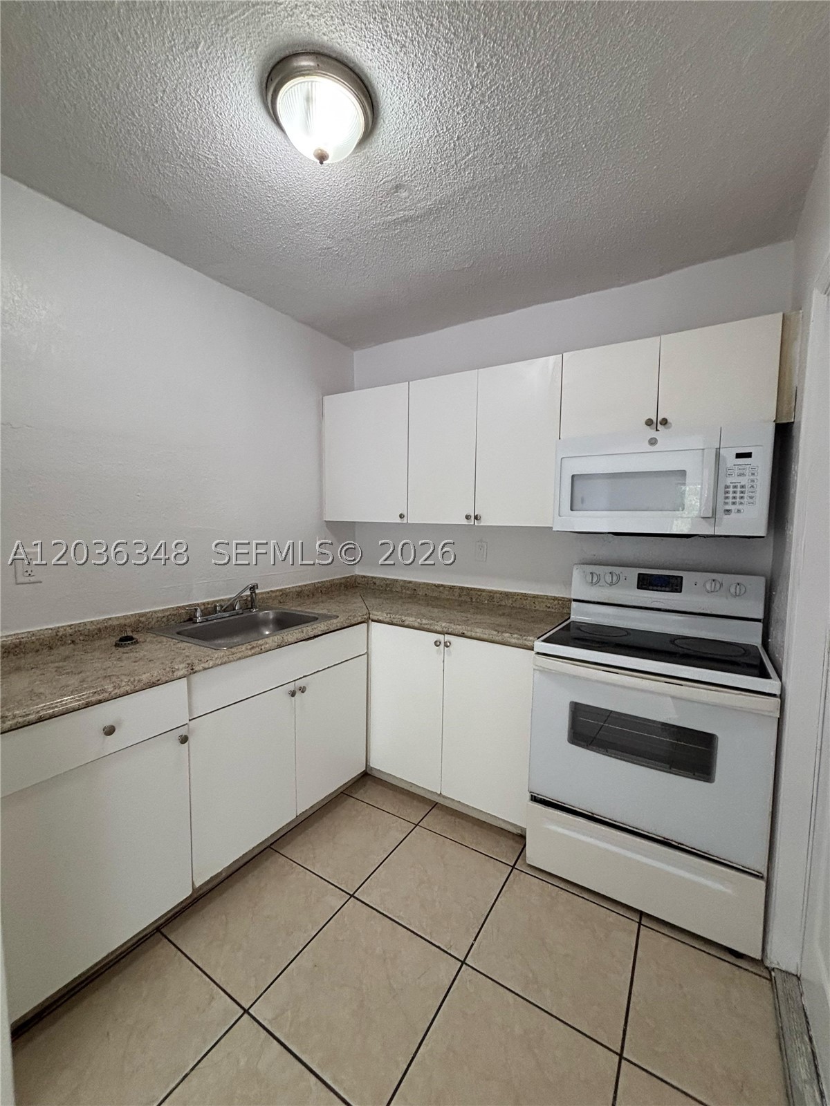 LITTLE RIVER GARDENS - Residential Lease