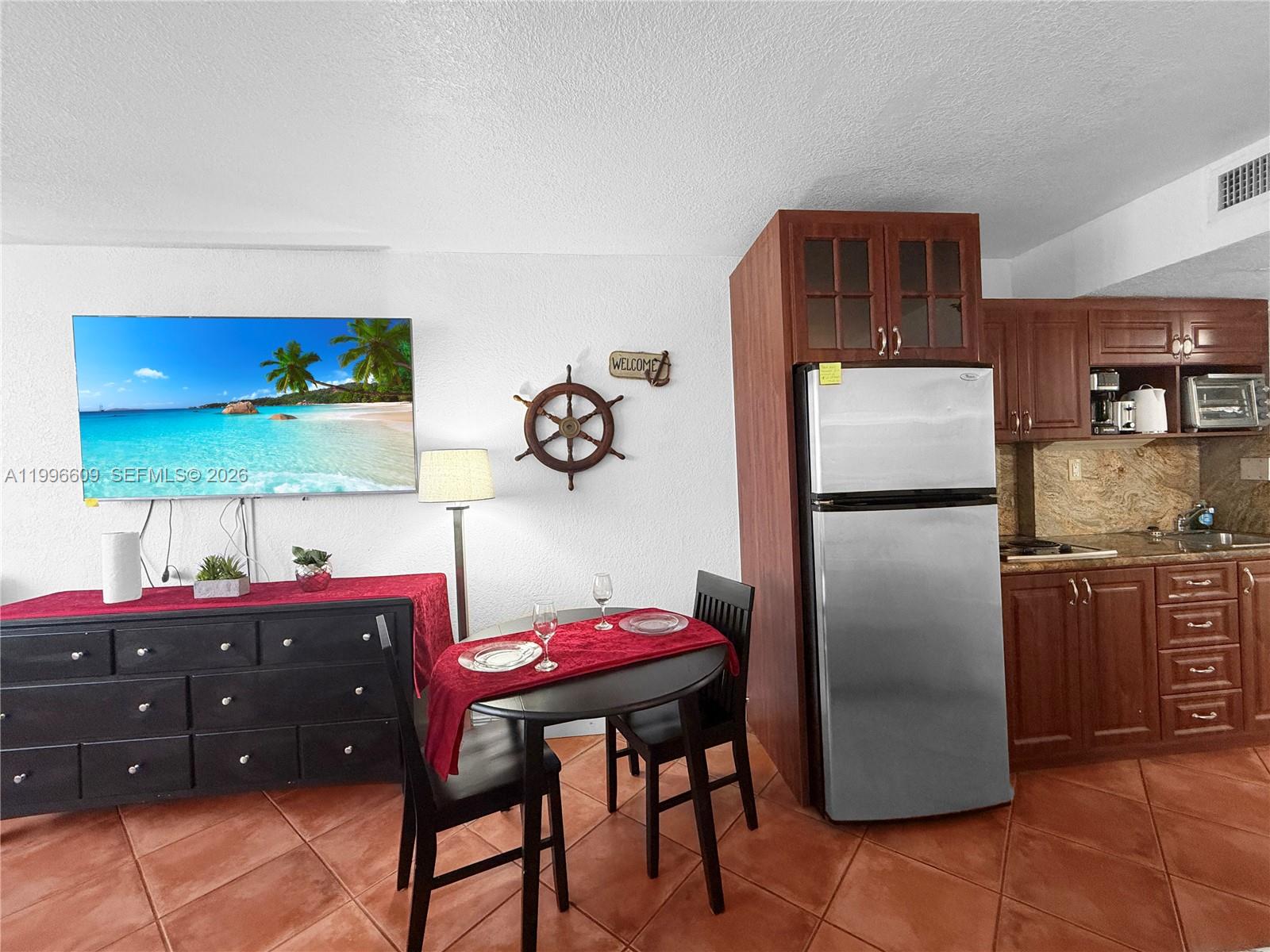 THE AVENTURA BEACH CLUB C - Residential