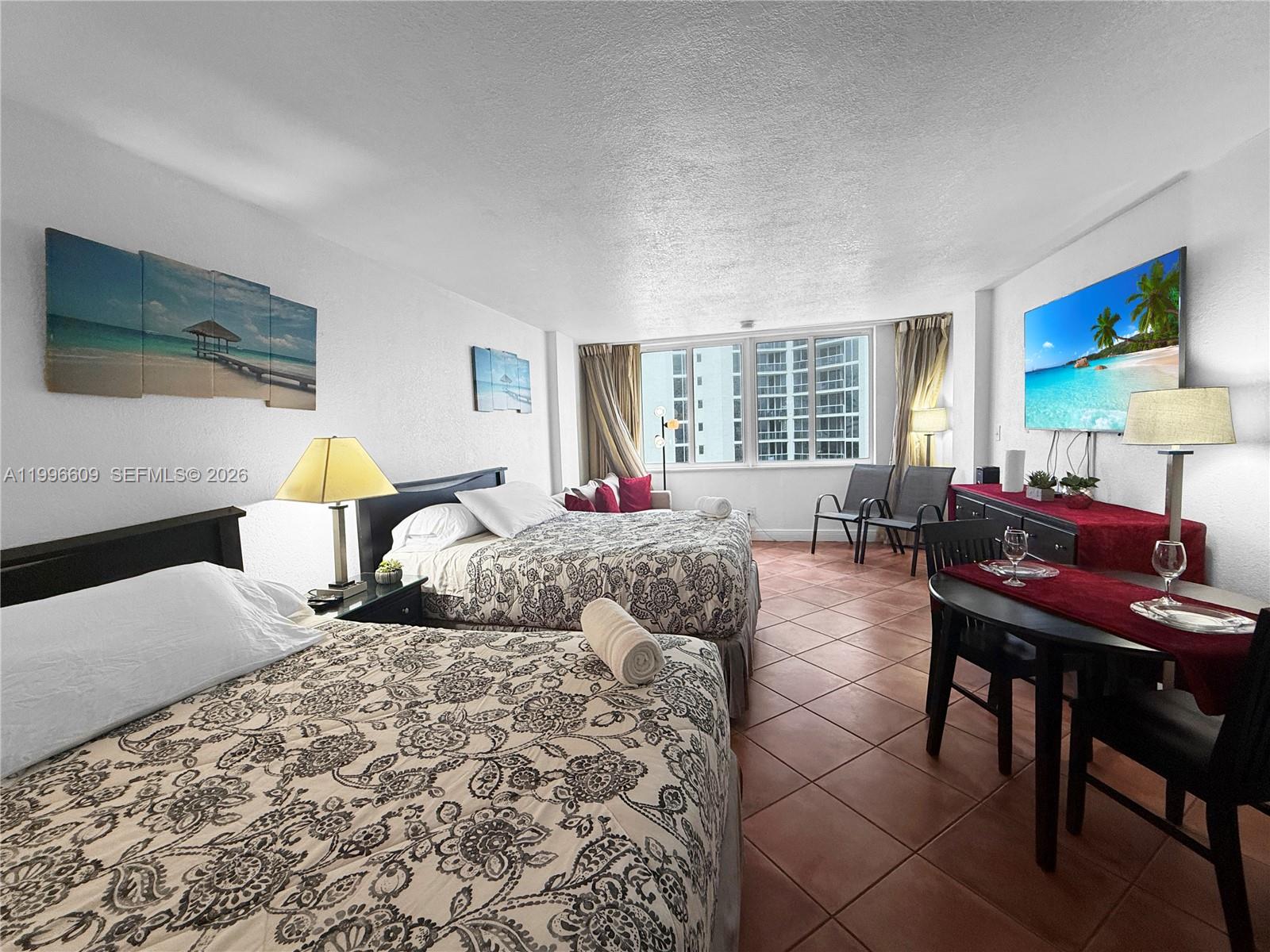 THE AVENTURA BEACH CLUB C - Residential