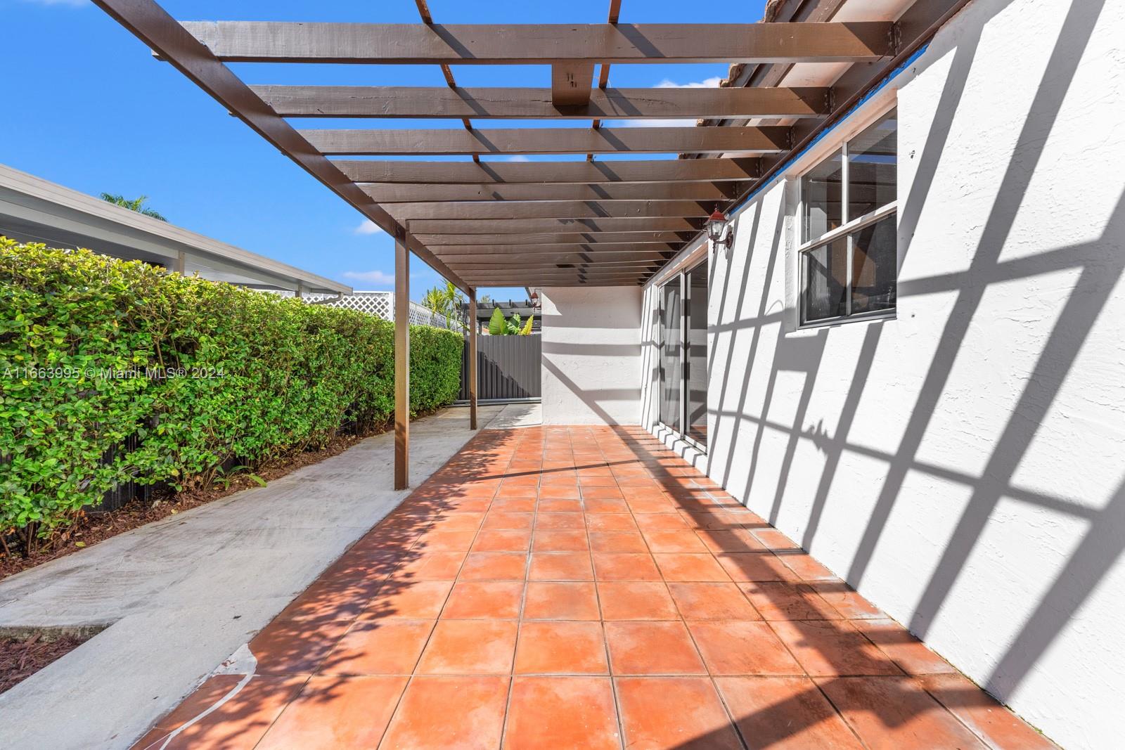 SHOMA HOMES AT TAMIAMI II - Residential Lease