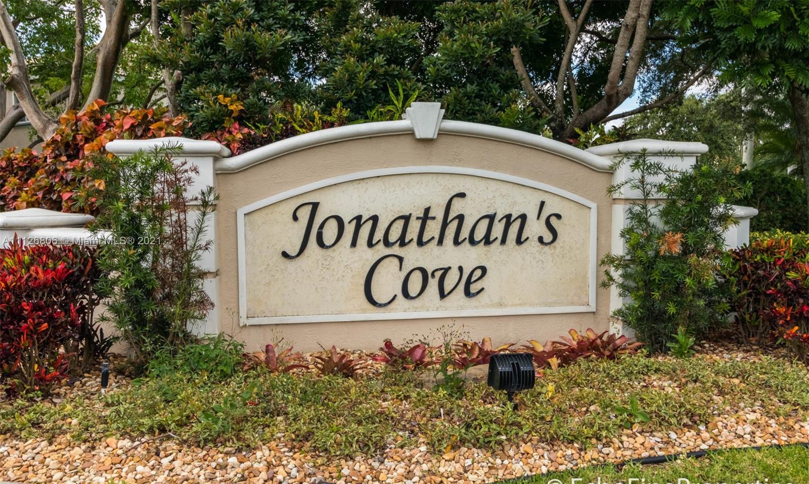 PALMBROOKE TOWNHOMES - Residential Lease