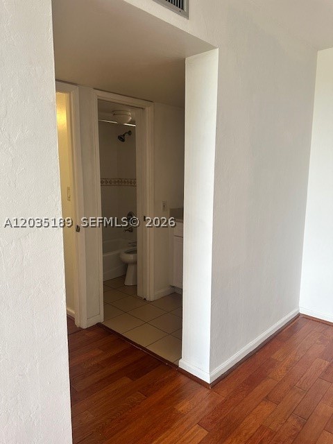 PINEBARK CONDO NO 3 - Residential