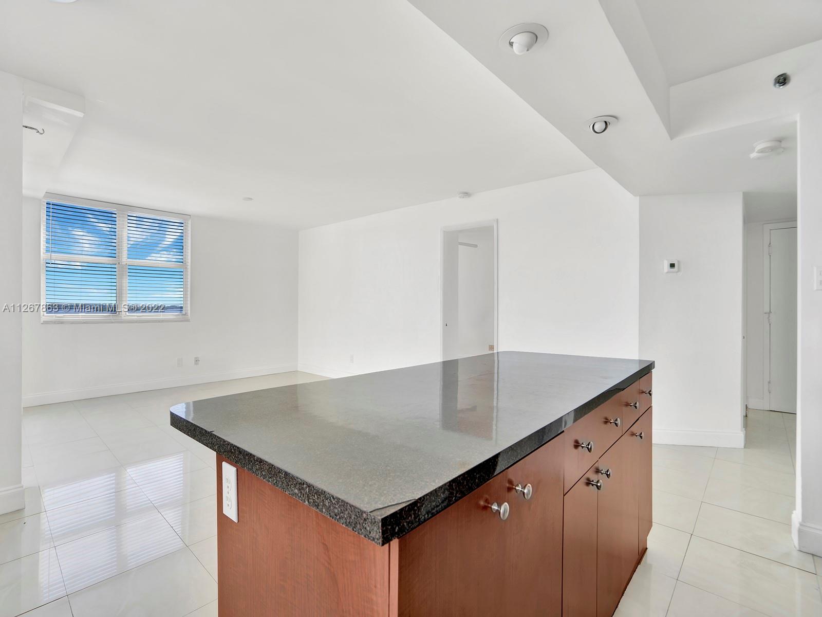 ISOLA CONDO - Residential Lease