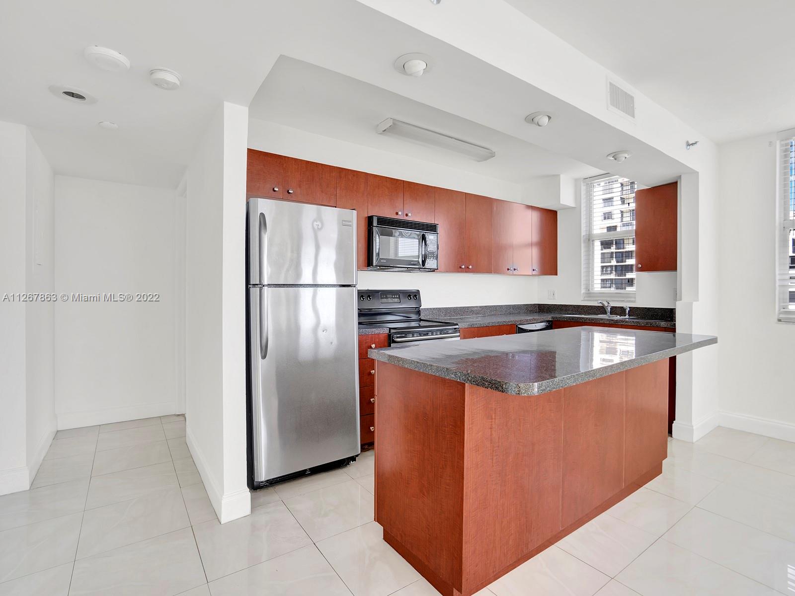 ISOLA CONDO - Residential Lease