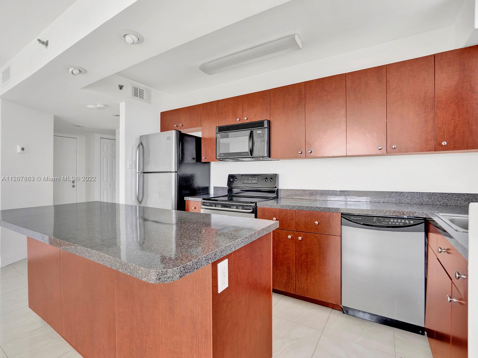 ISOLA CONDO - Residential Lease