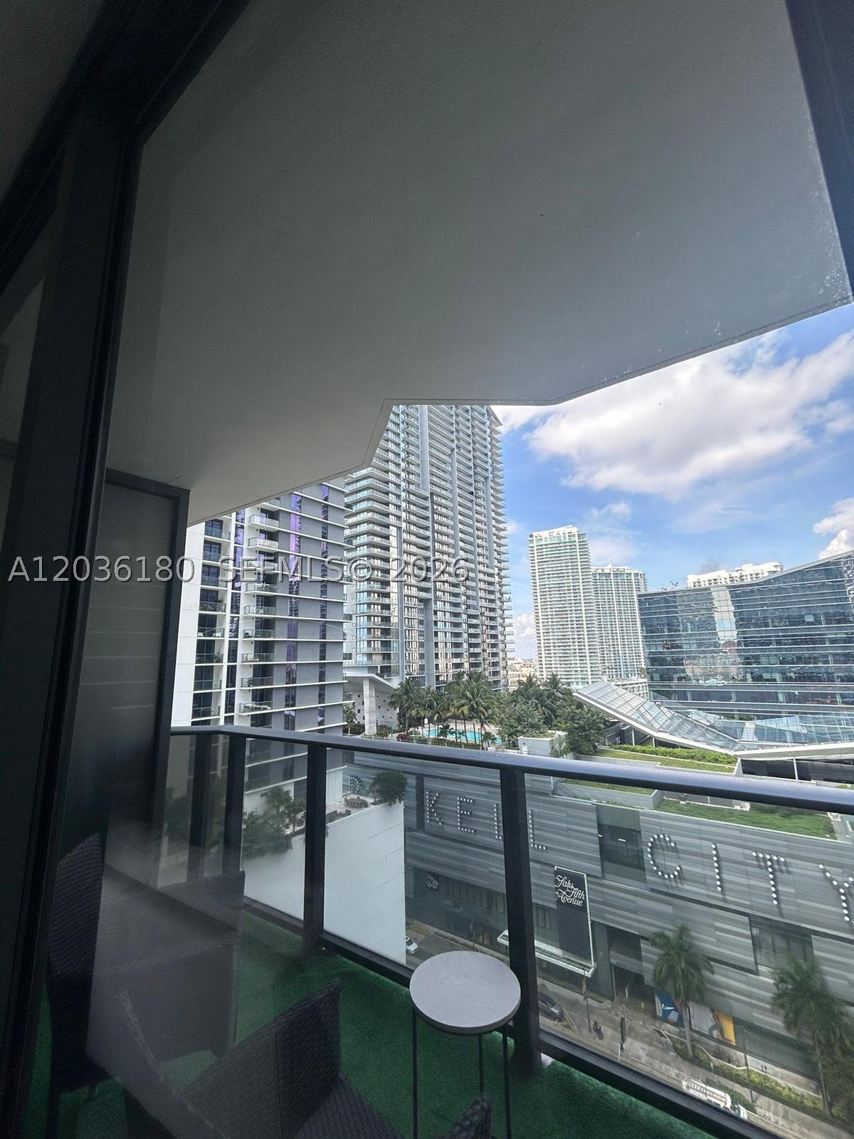 BRICKELL HEIGHTS EAST CON - Residential Lease