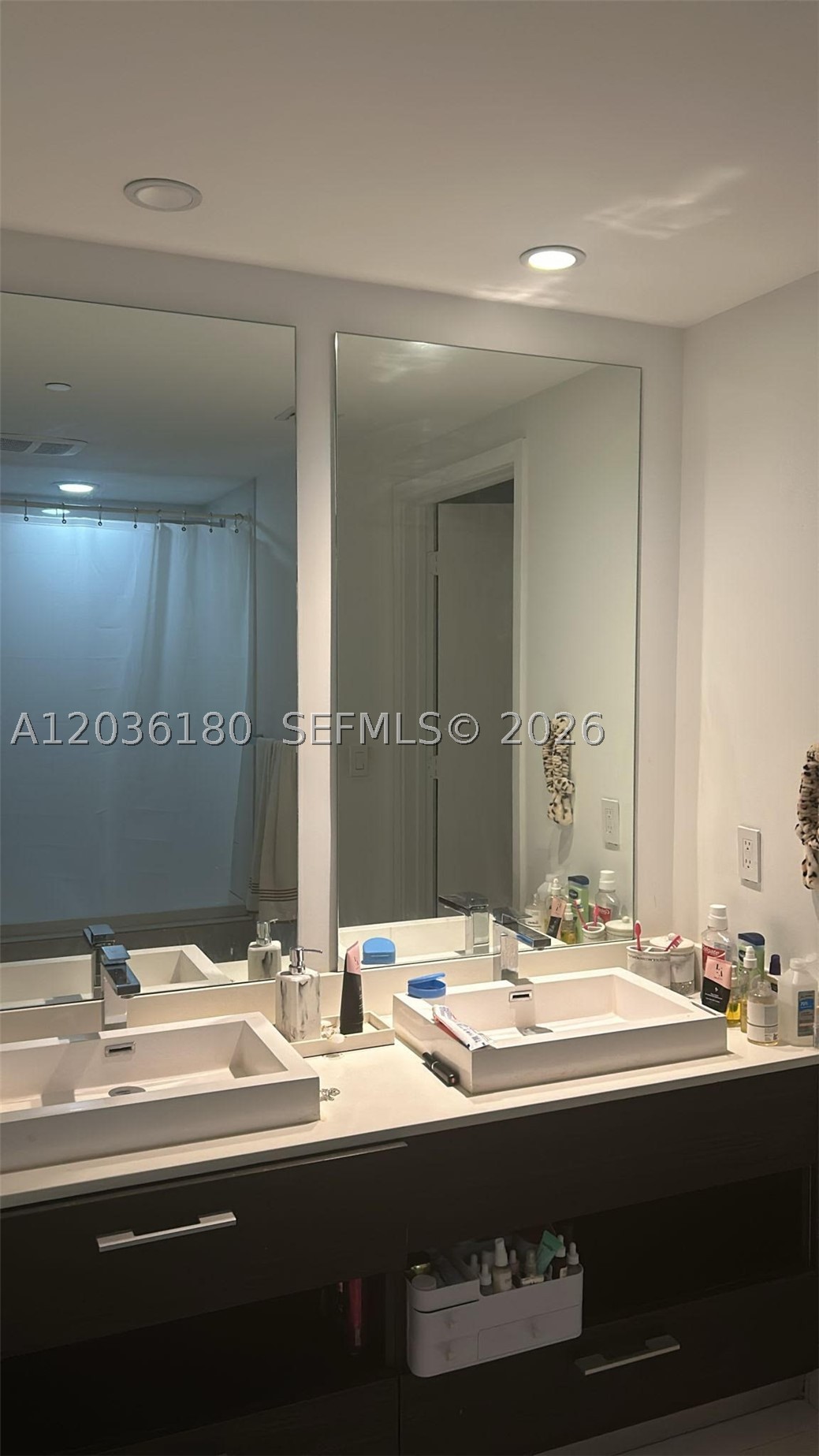 BRICKELL HEIGHTS EAST CON - Residential Lease