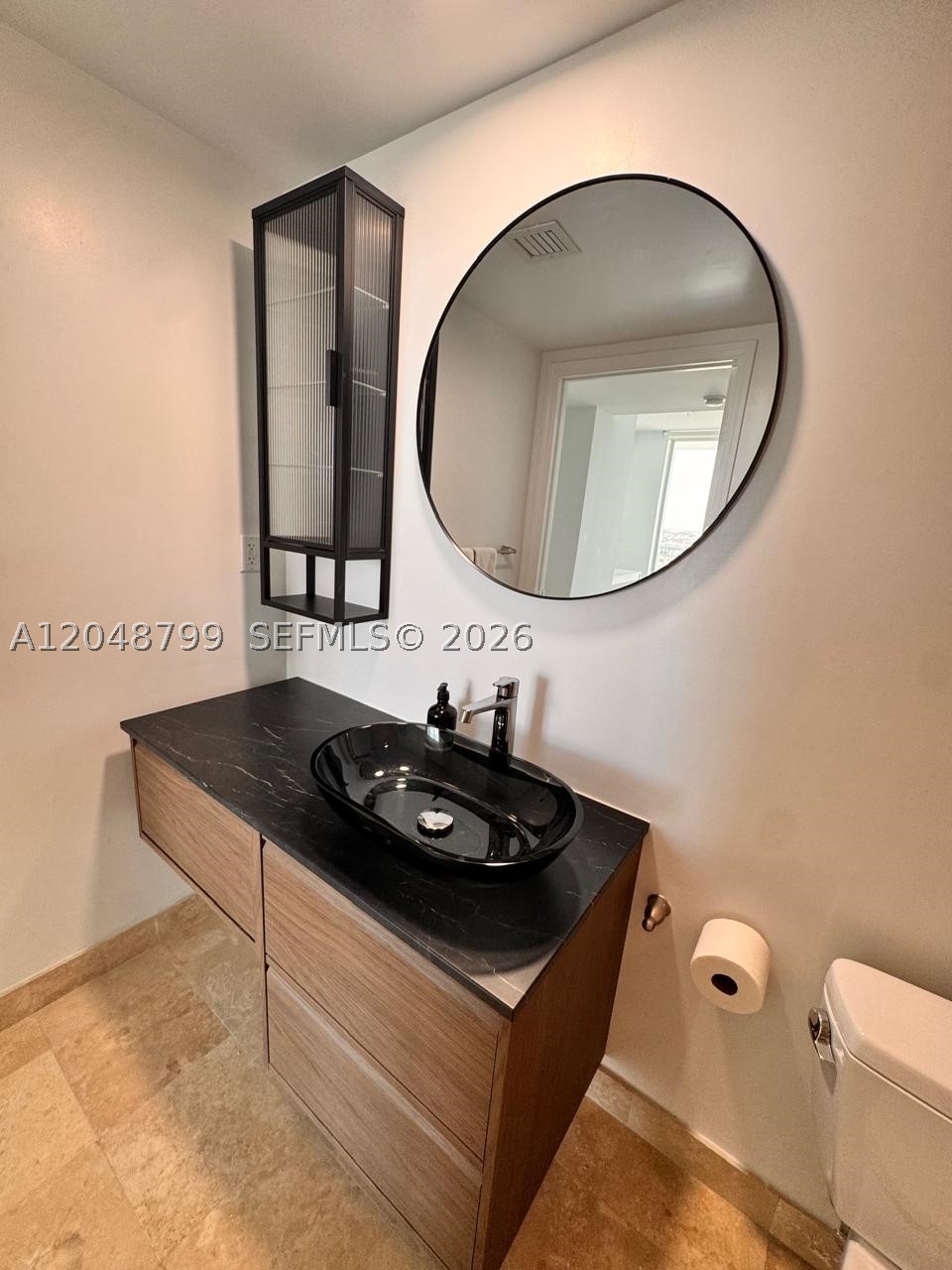 DUO CONDOMINIUM WEST - Residential