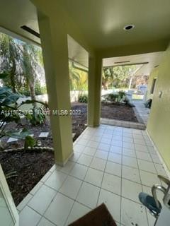PALM MIAMI AMD - Residential Lease