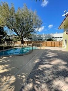 PALM MIAMI AMD - Residential Lease