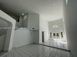 PALM MIAMI AMD - Residential Lease