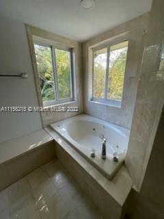 PALM MIAMI AMD - Residential Lease