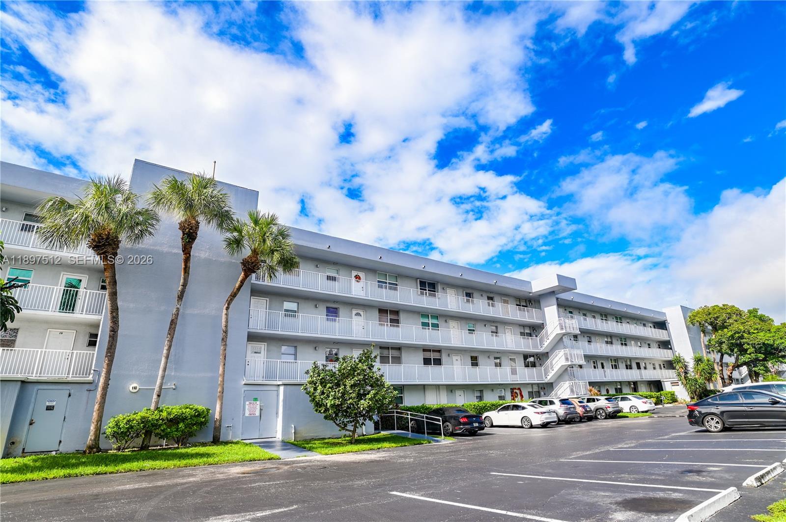 ROYAL PARK CONDO - Residential