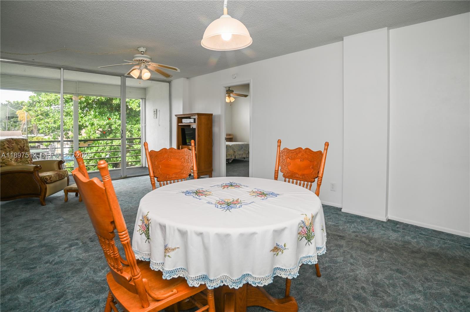 ROYAL PARK CONDO - Residential