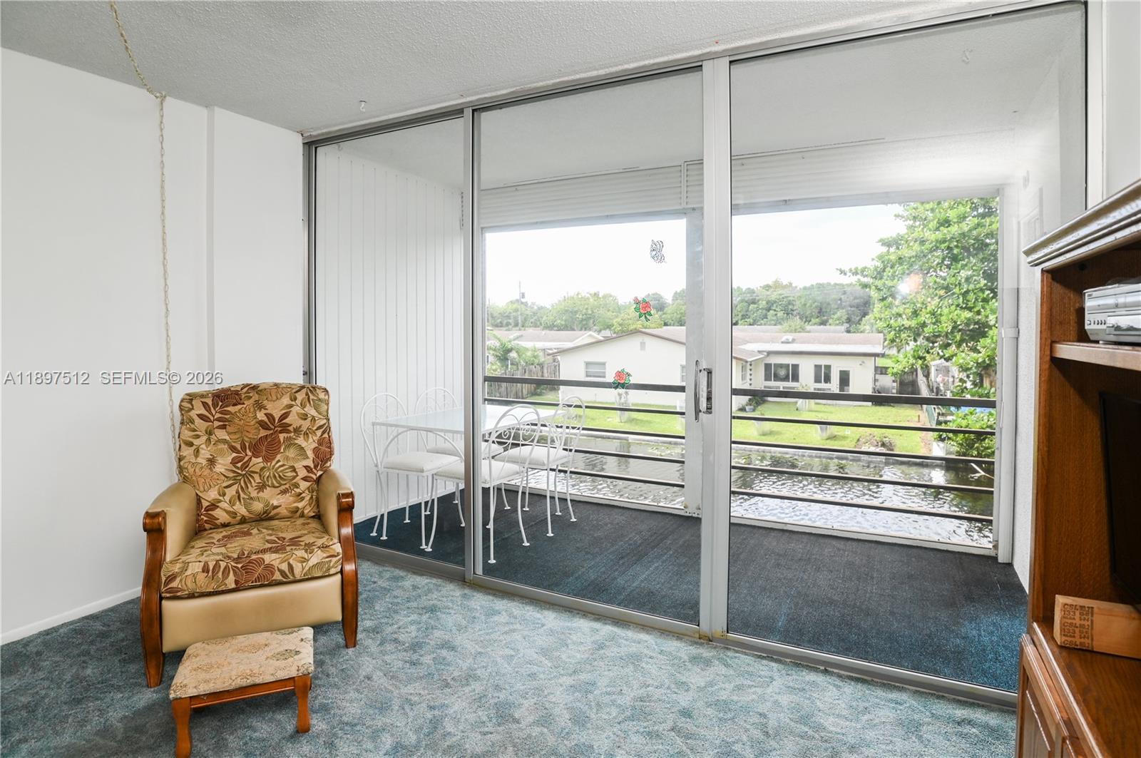 ROYAL PARK CONDO - Residential