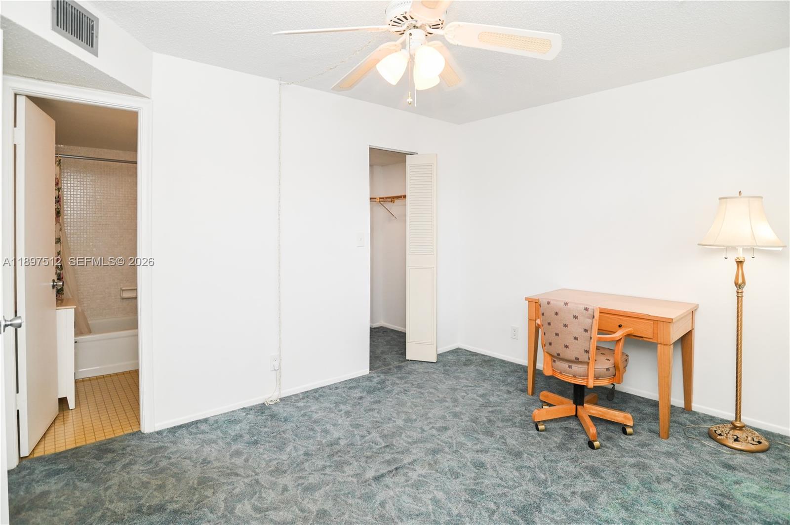 ROYAL PARK CONDO - Residential