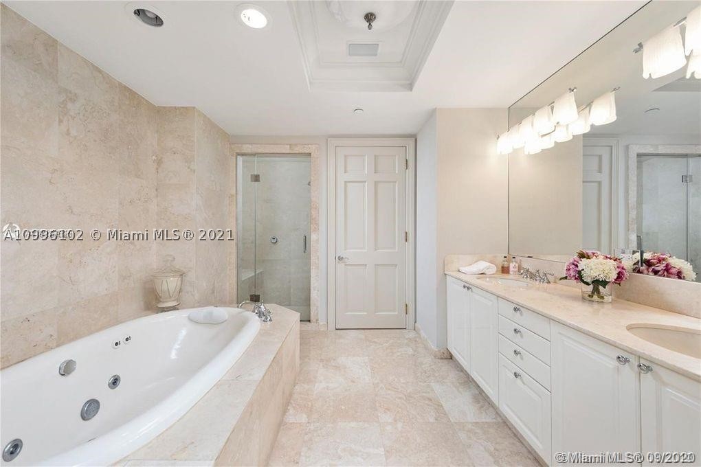 7400 OCEANSIDE AT FISHER - Residential