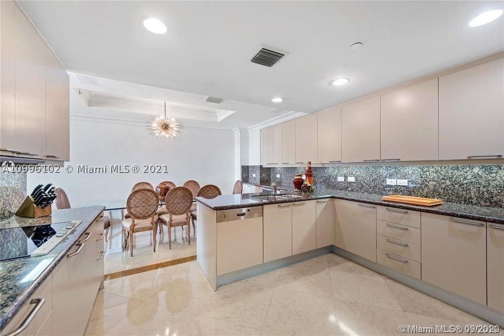7400 OCEANSIDE AT FISHER - Residential