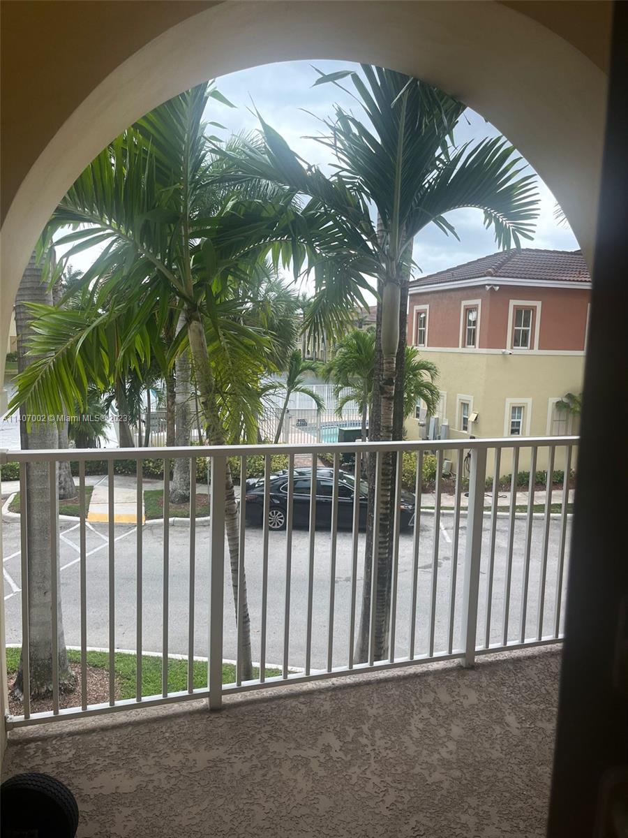 CORONADO AT DORAL VII CON - Residential