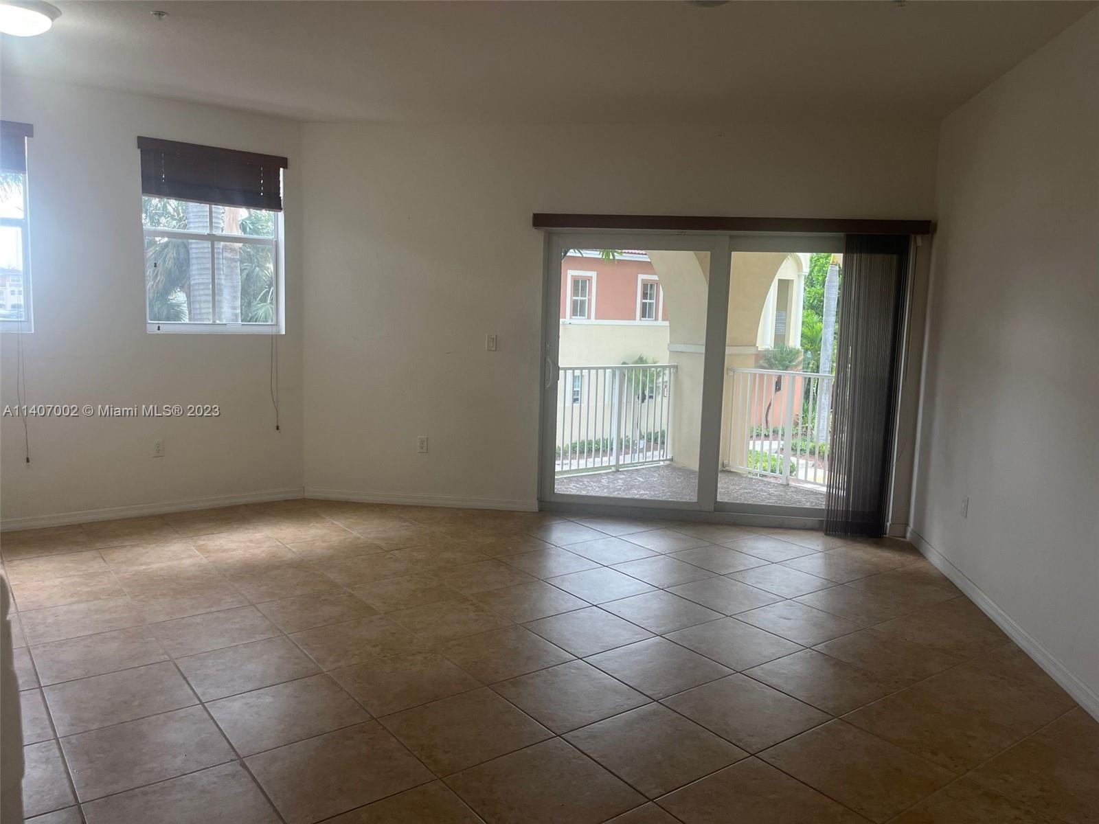 CORONADO AT DORAL VII CON - Residential