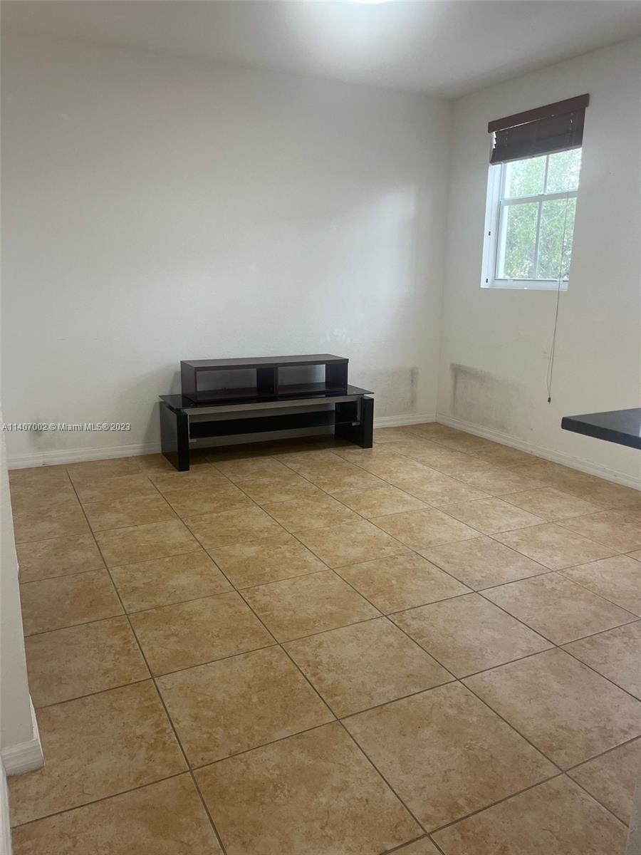 CORONADO AT DORAL VII CON - Residential