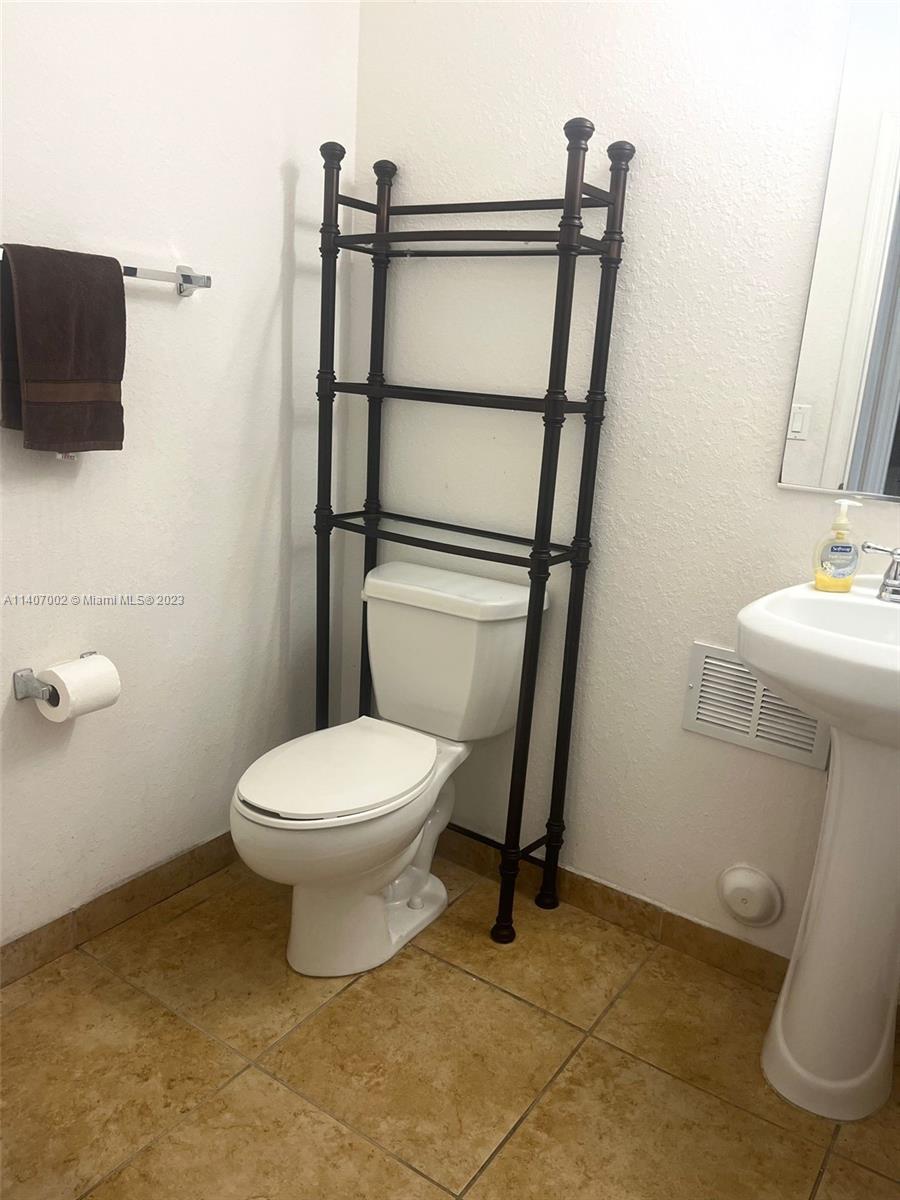 CORONADO AT DORAL VII CON - Residential
